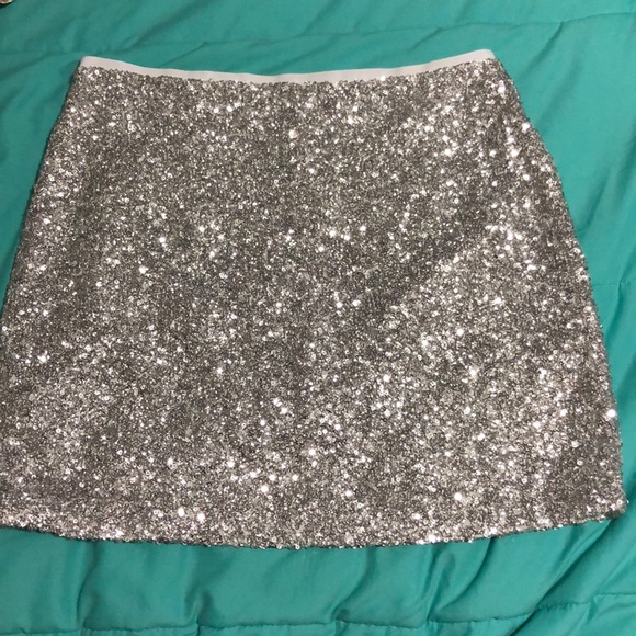 Topshop Dresses & Skirts - Topshop sequin skirt